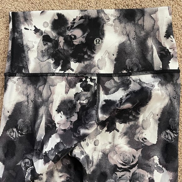 Lululemon Womens Black/White Watercolor Marble Legging Workout Size 4 Athleisure - Picture 3 of 5